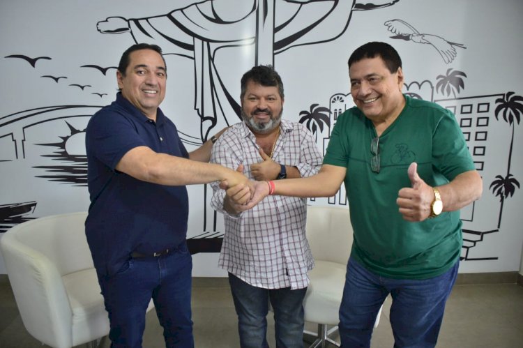 Carlos Bernardo reúne-se com prefeito e vice de Corumbá