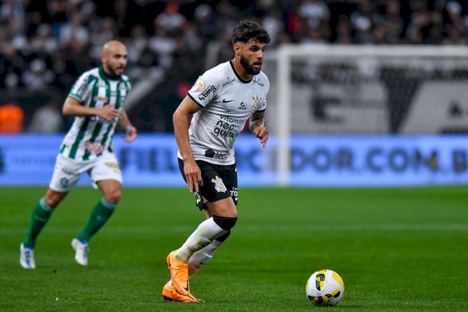 Brasileirão: Em estreia de Yuri Alberto, Corinthians vence o Coritiba por 3 a 1