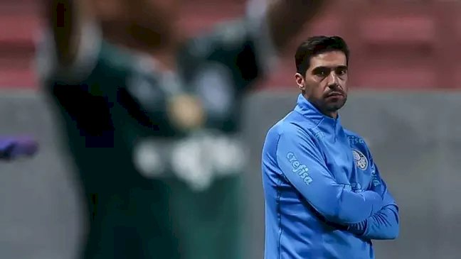 Abel Ferreira brinca sobre 'sorte' e fala sobre regularidade do Palmeiras