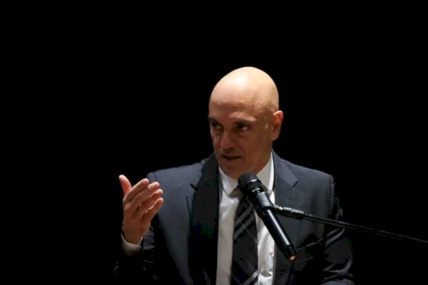 Alexandre de Moraes reafirma a tutela do Poder Civil sobre o Militar