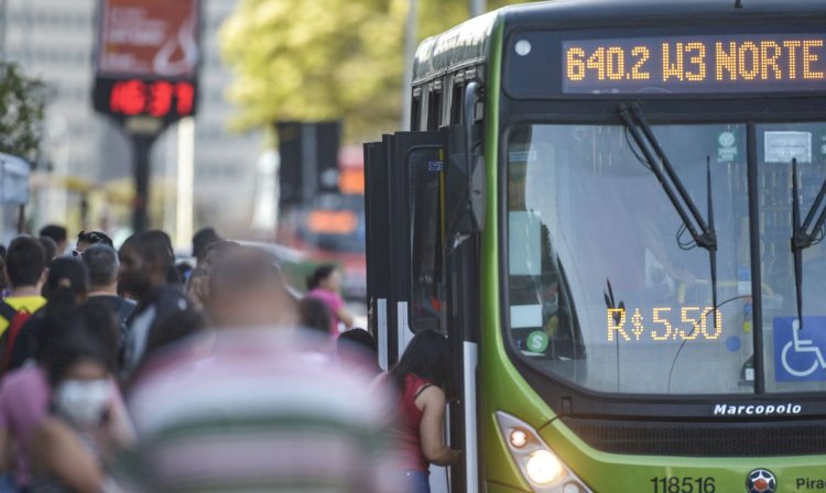 Prévia da inflação oficial cai para 0,69% em março