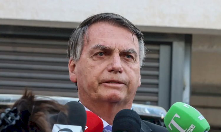 PF tem aval para aprofundar investigação sobre vacina de Bolsonaro